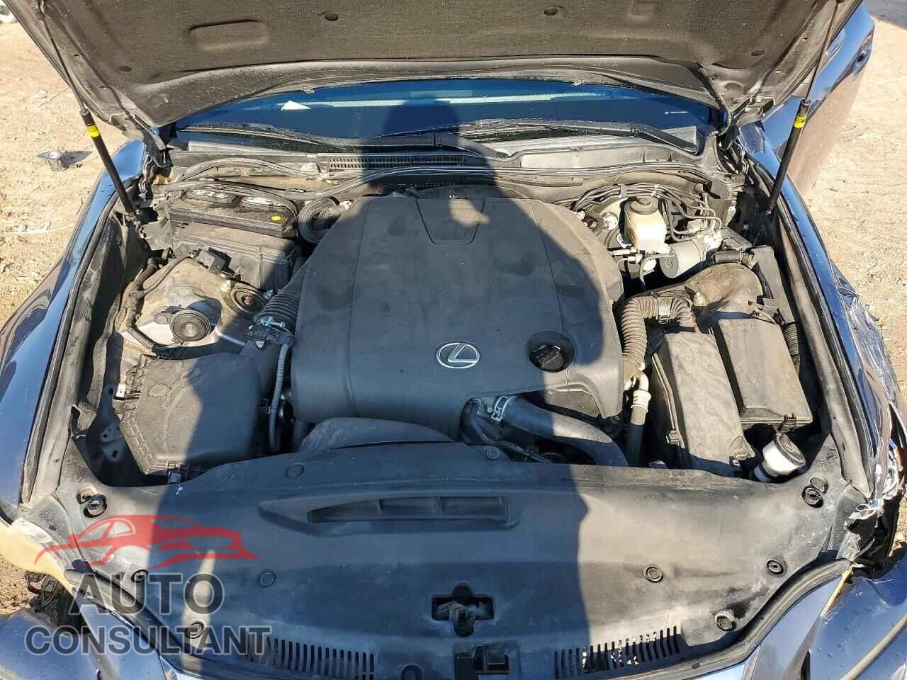 LEXUS IS 2014 - JTHBF1D24E5025095