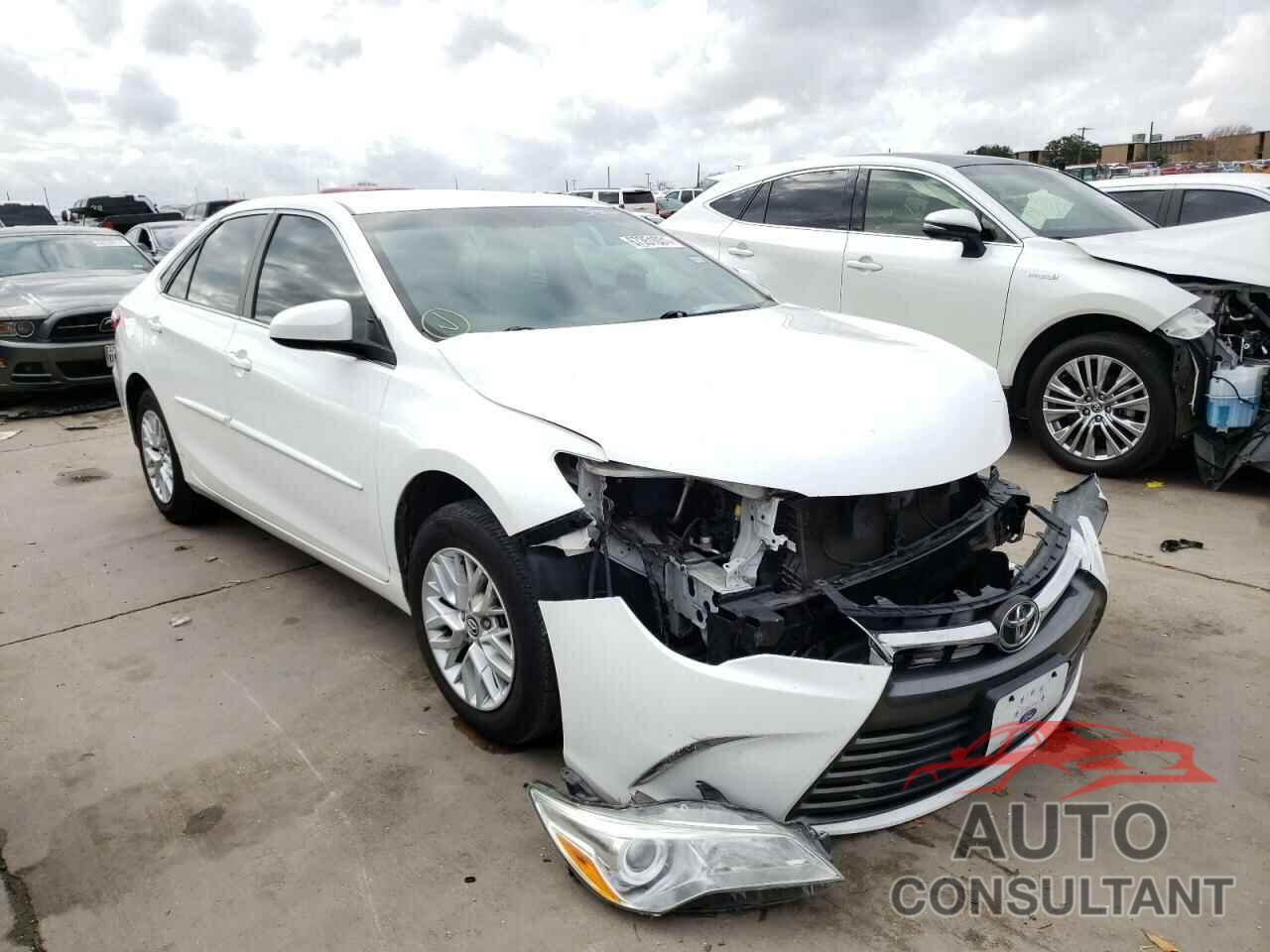 TOYOTA CAMRY 2016 - 4T4BF1FKXGR524699