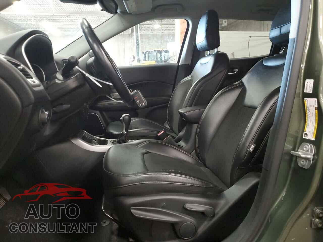 JEEP COMPASS 2020 - 3C4NJDBB2LT156959