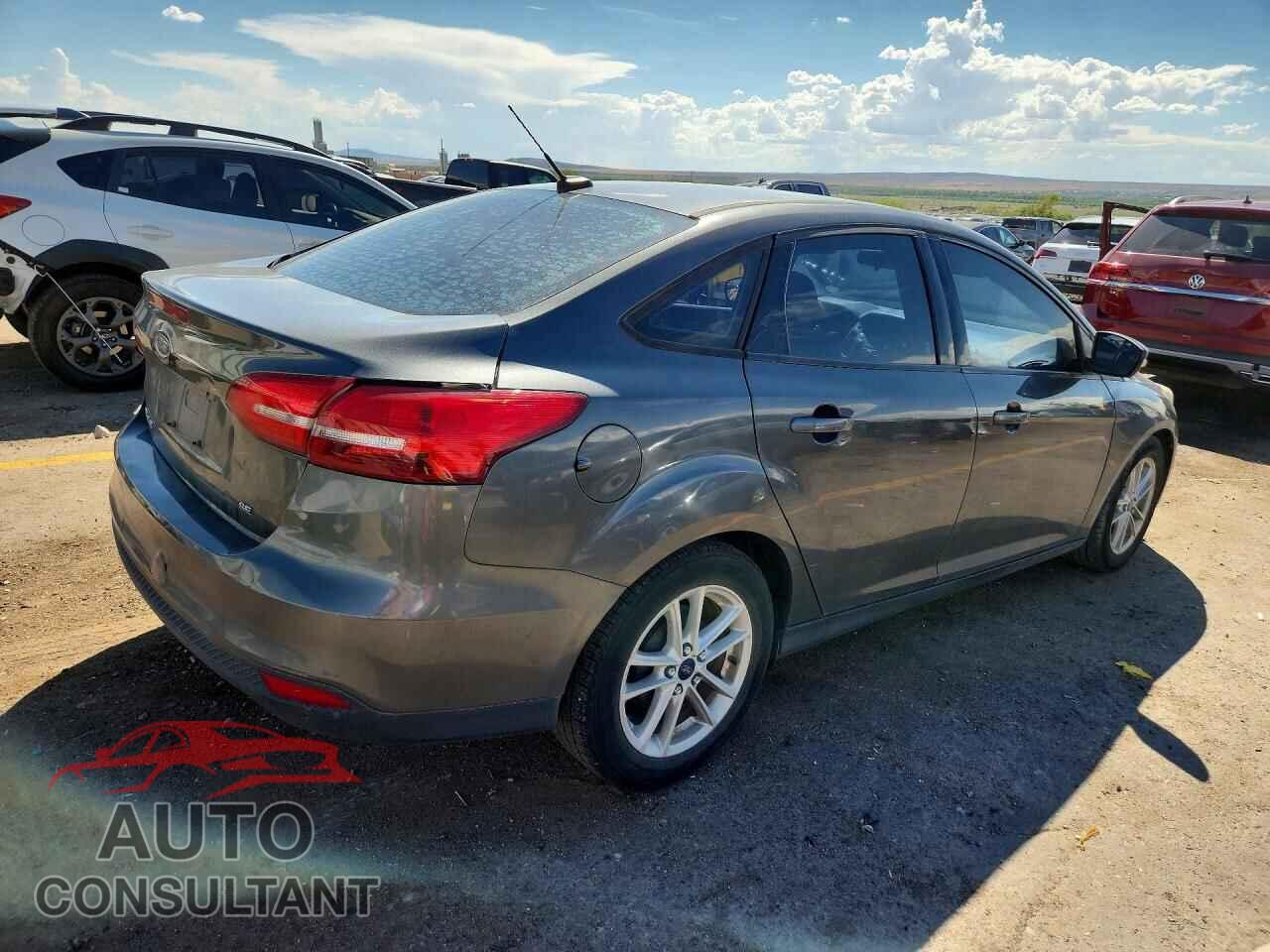 FORD FOCUS 2017 - 1FADP3F21HL328924