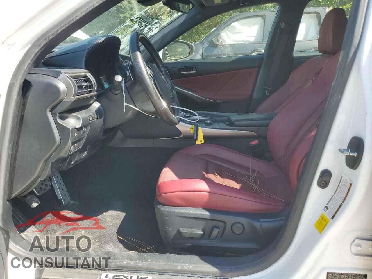 LEXUS IS 2019 - JTHBA1D21K5092425