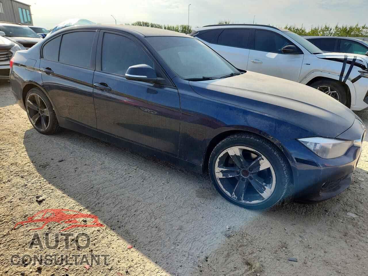 BMW 3 SERIES 2014 - WBA3C3C53EF986154