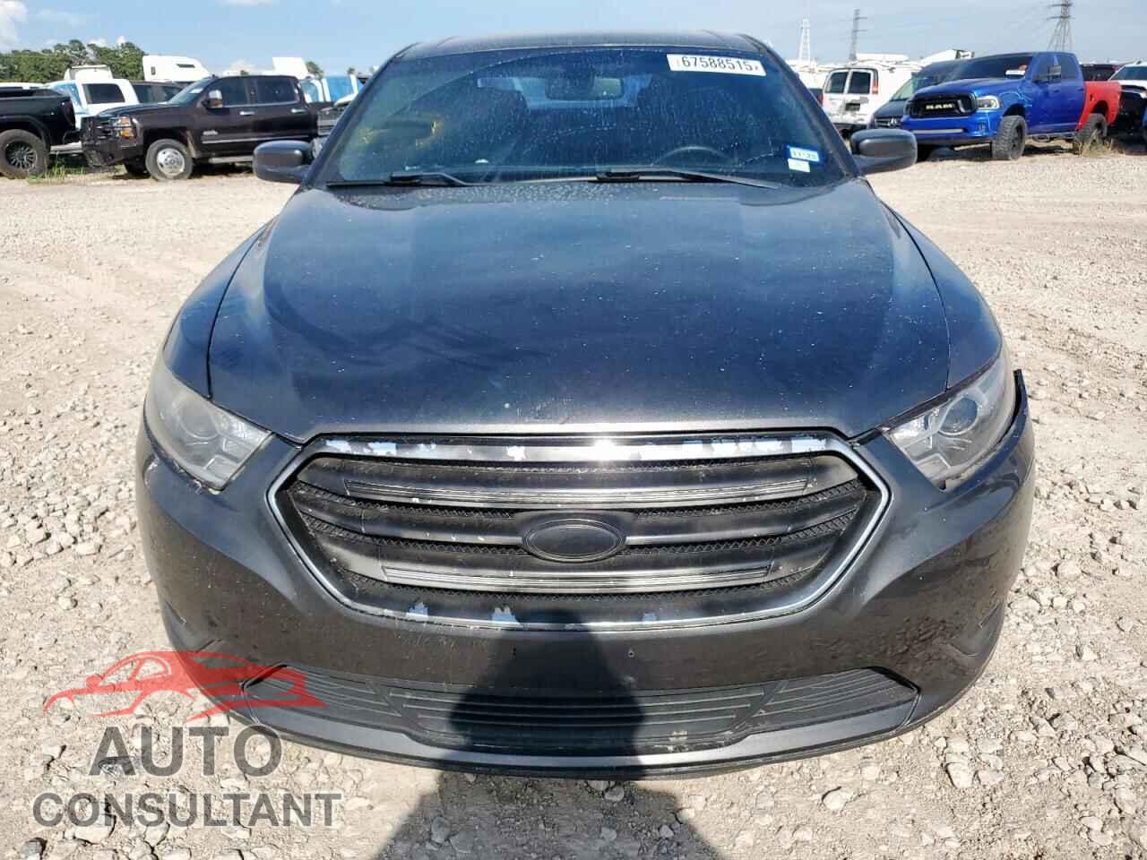 FORD TAURUS 2017 - 1FAHP2E88HG105256