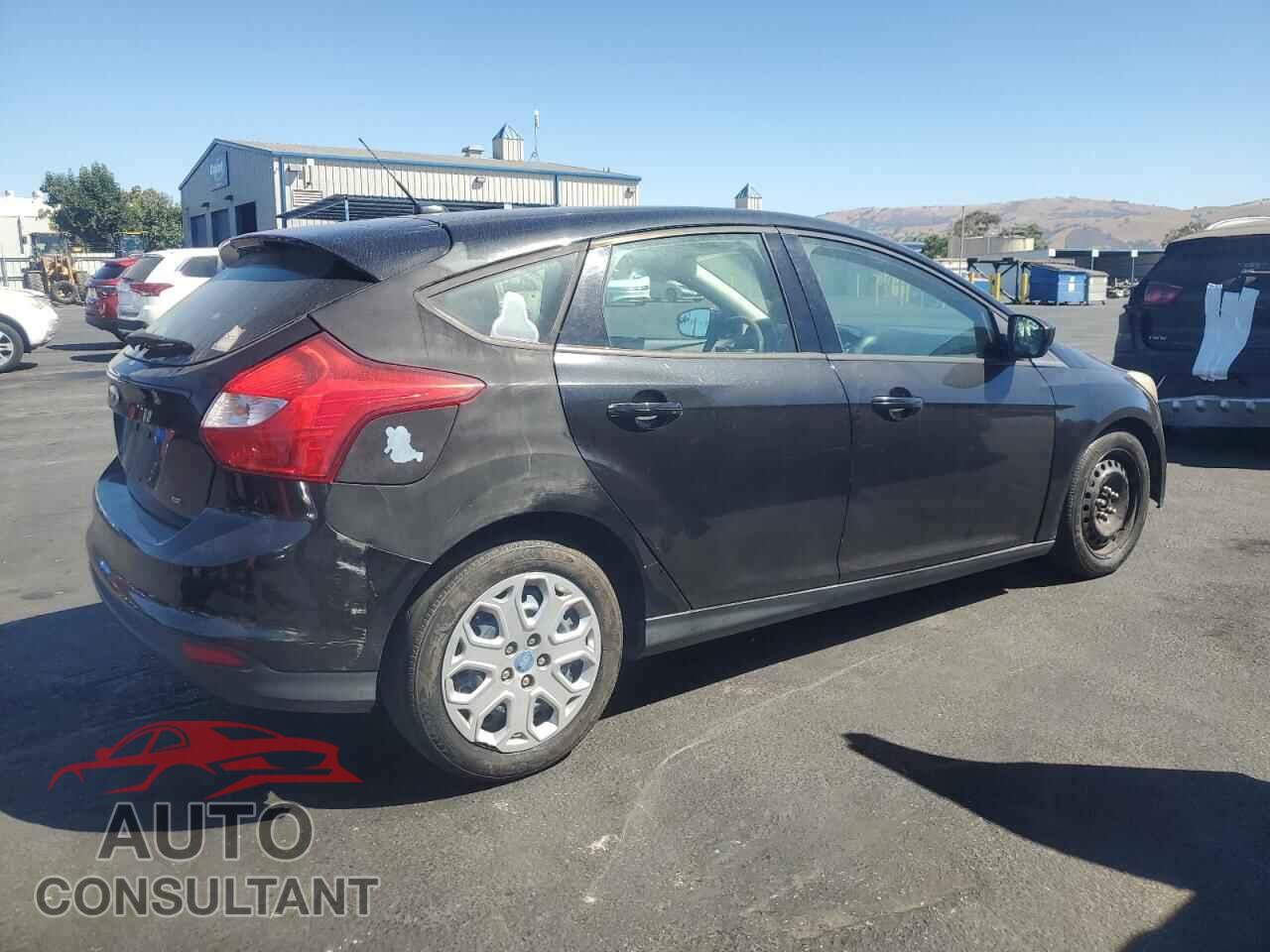 FORD FOCUS 2012 - 1FAHP3K28CL132382
