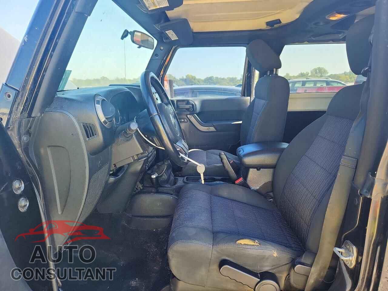 JEEP WRANGLER 2011 - 1J4AA2D11BL550898