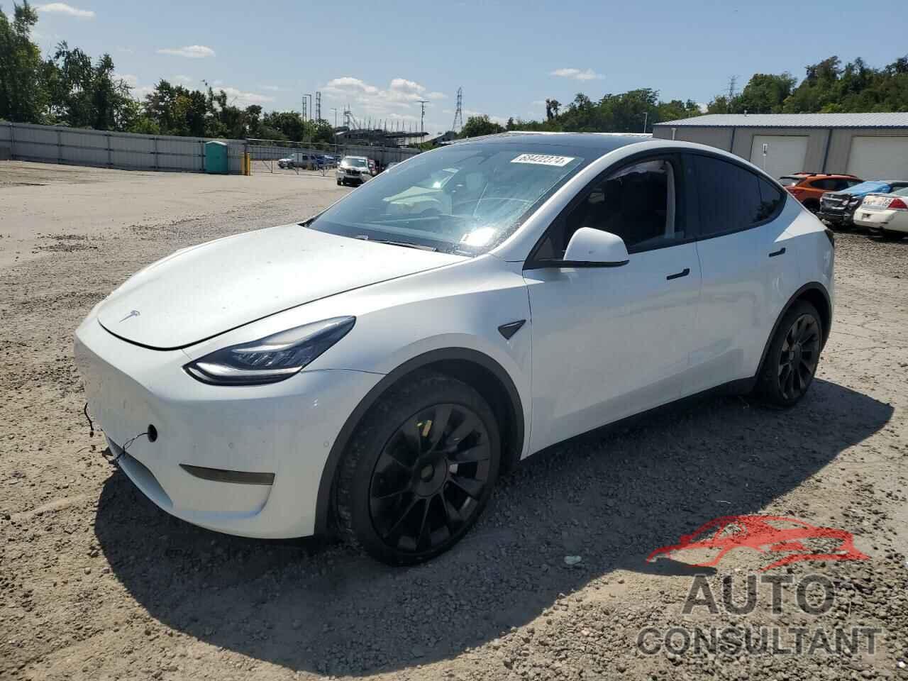 TESLA MODEL Y 2020 - 5YJYGDEE9LF046135