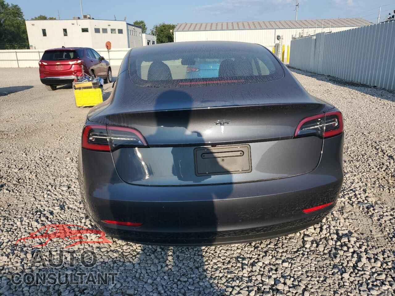TESLA MODEL 3 2024 - 5YJ3E1EA2PF549264