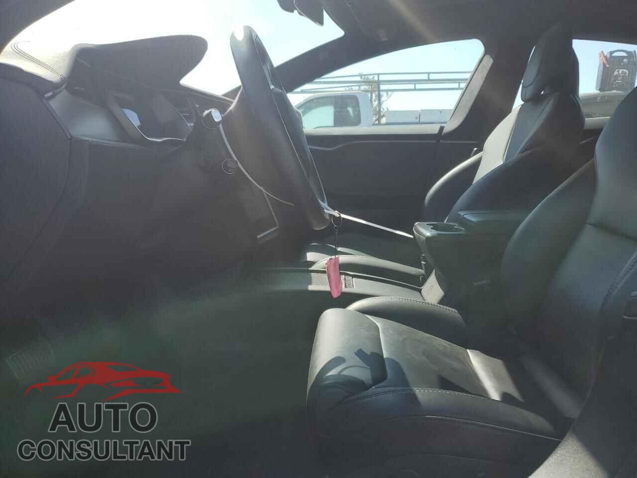 TESLA MODEL S 2018 - 5YJSA1E29JF253598