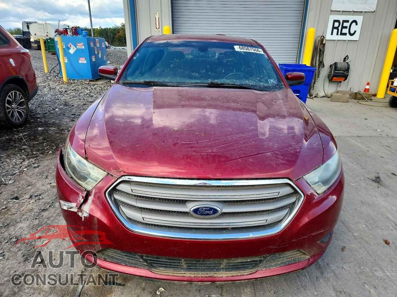 FORD TAURUS 2013 - 1FAHP2E85DG144123
