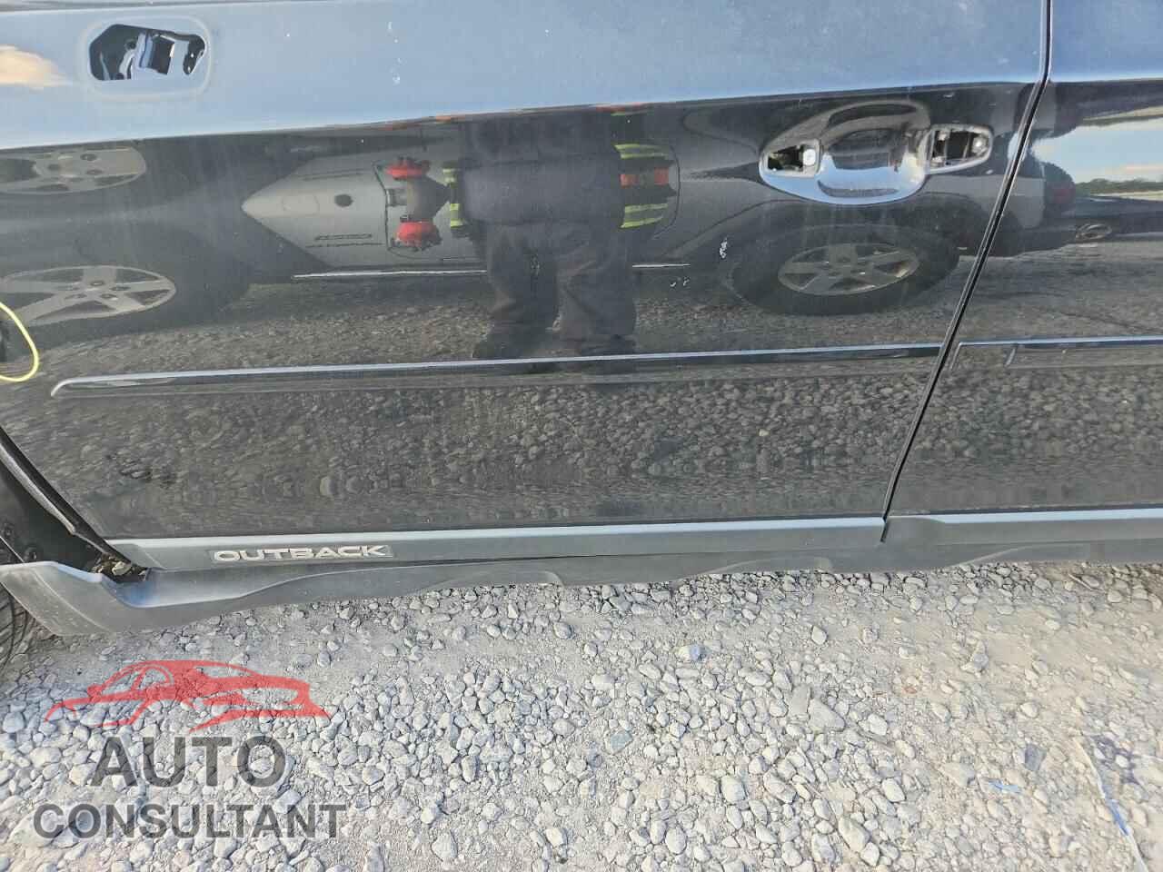 SUBARU OUTBACK 2018 - 4S4BSAFCXJ3319475