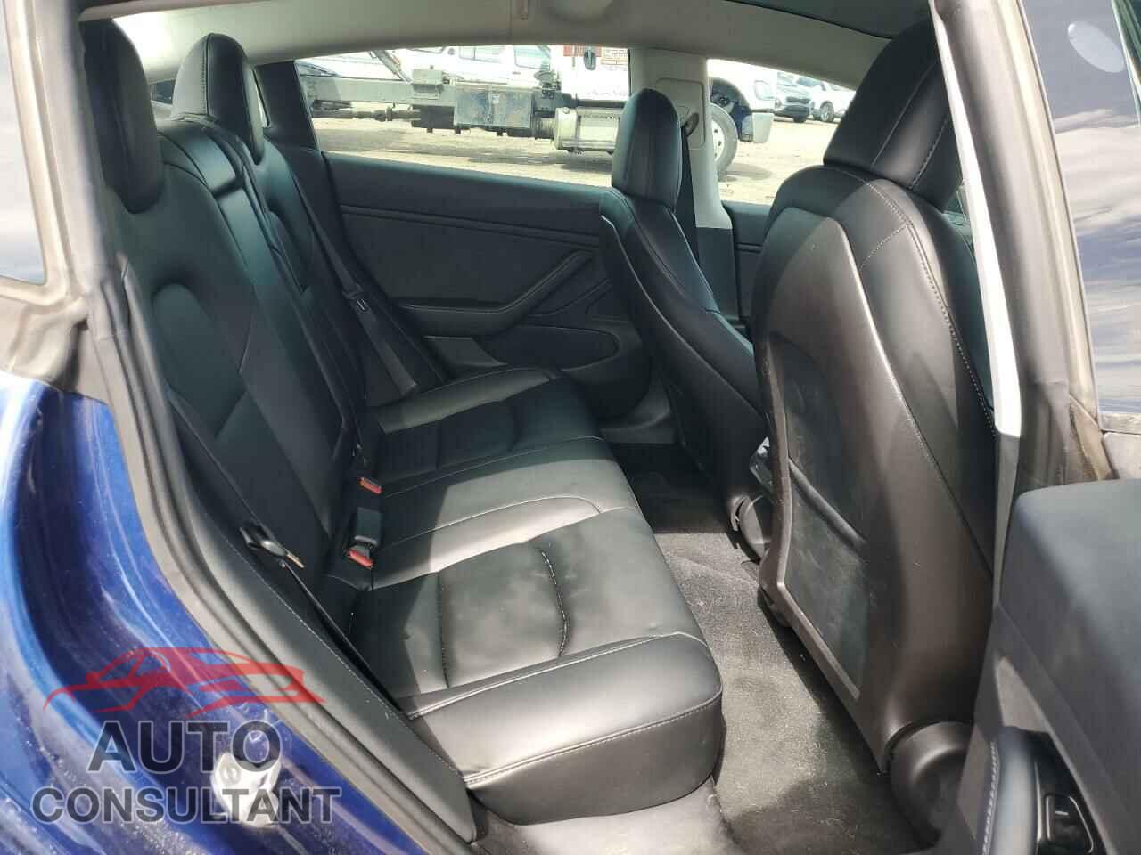 TESLA MODEL 3 2019 - 5YJ3E1EB4KF497234