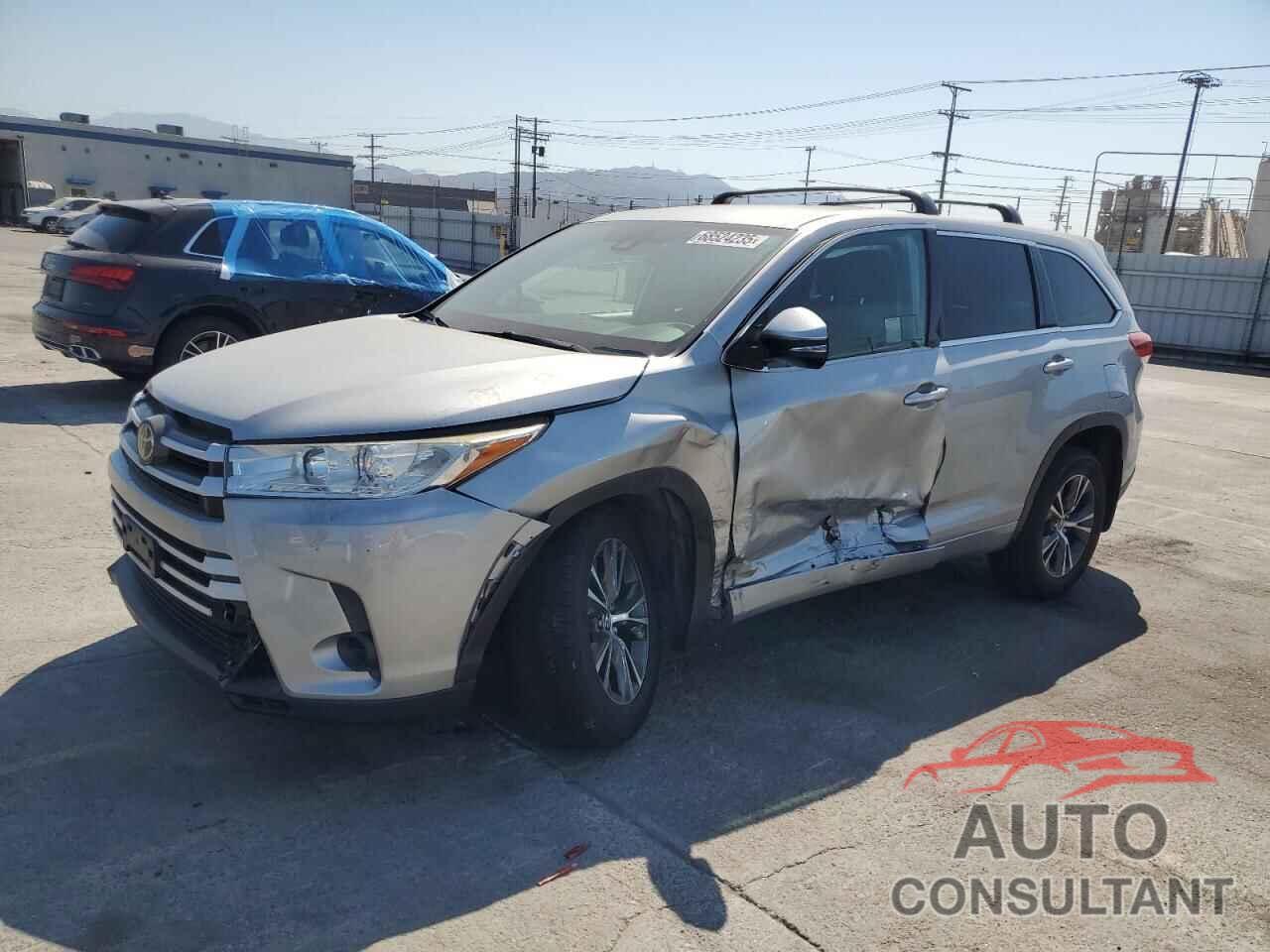 TOYOTA HIGHLANDER 2018 - 5TDZZRFH6JS244538