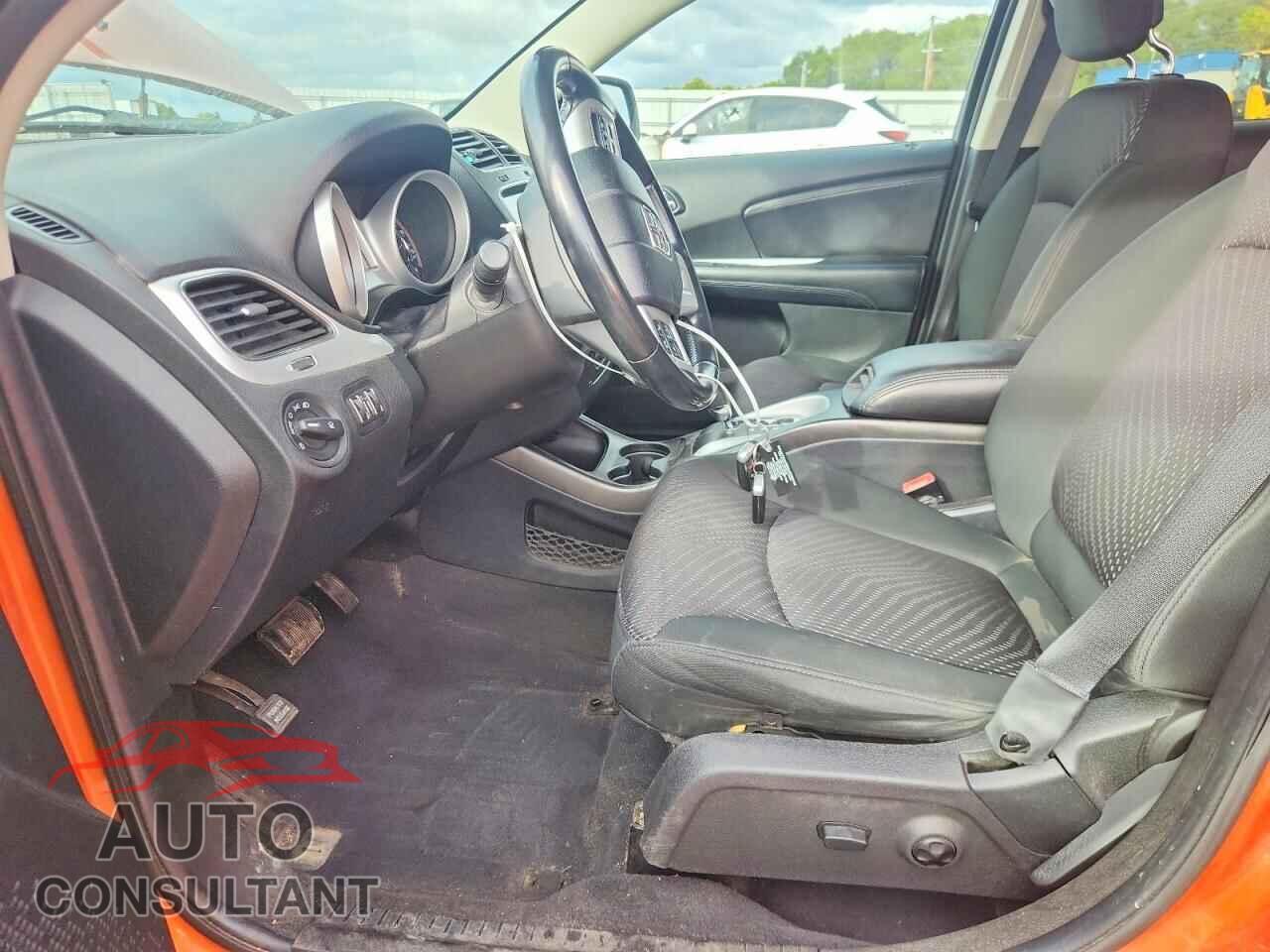DODGE JOURNEY 2011 - 3D4PH3FG7BT523215