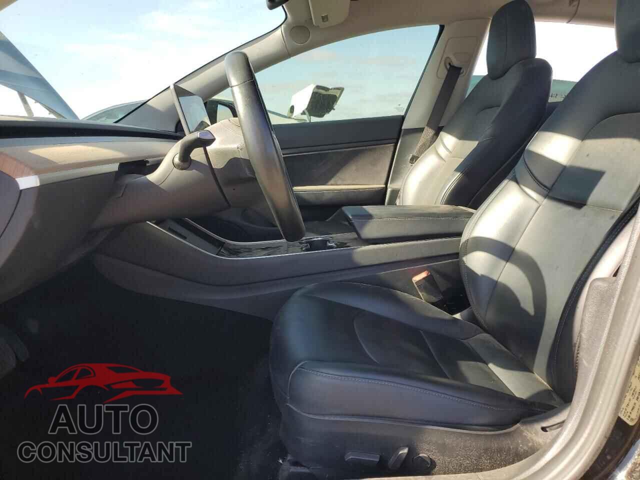 TESLA MODEL 3 2018 - 5YJ3E1EA6JF013313