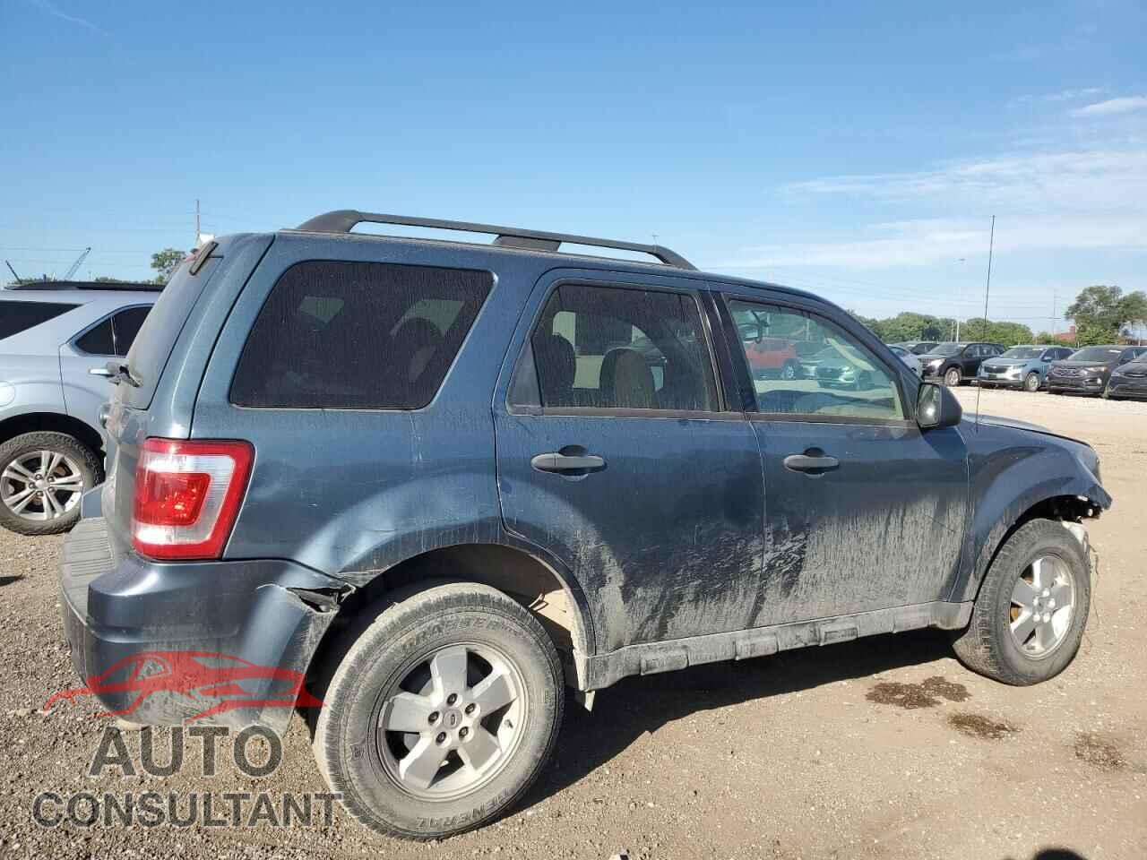 FORD ESCAPE 2011 - 1FMCU0D72BKB37209