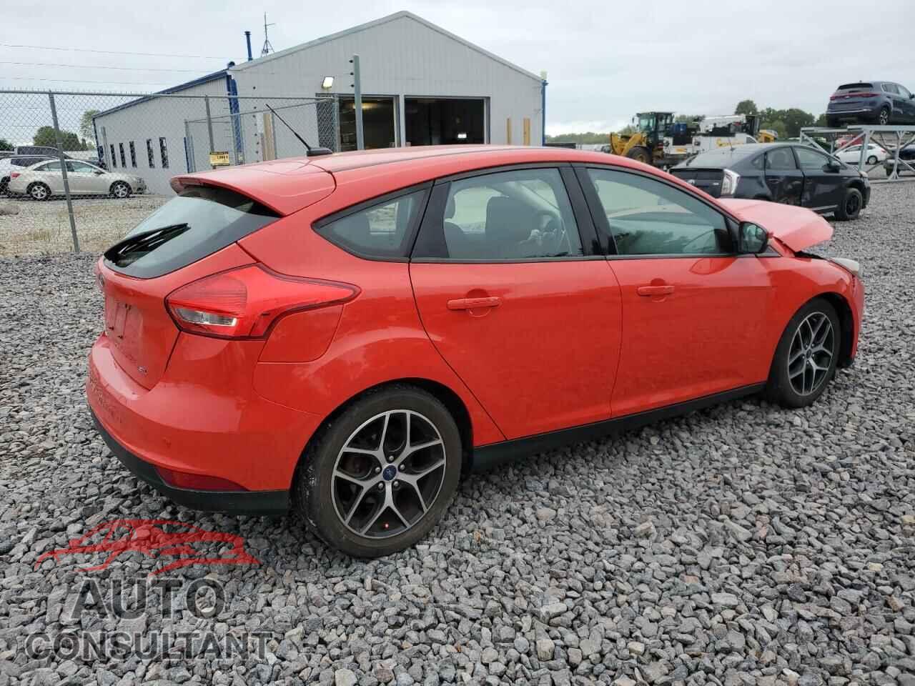 FORD FOCUS 2017 - 1FADP3M28HL225521