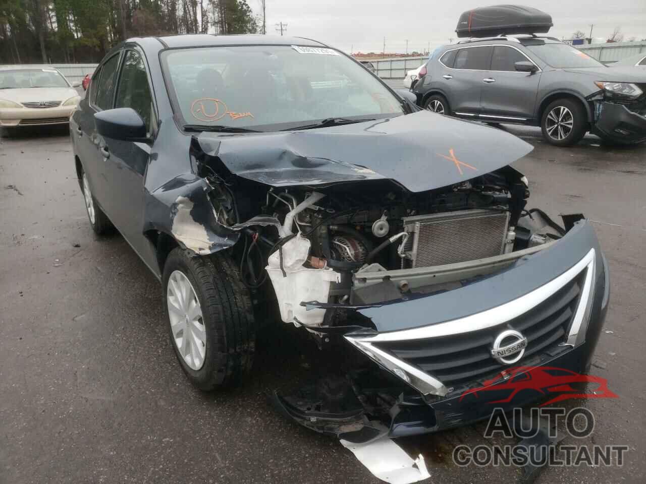 NISSAN VERSA 2017 - 3N1CN7AP7HL870204