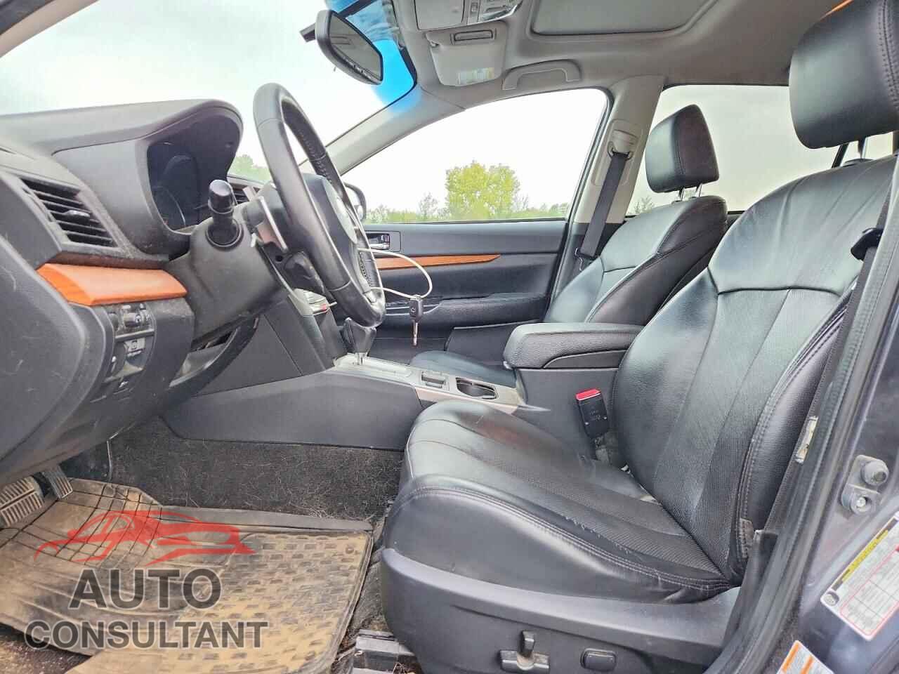 SUBARU OUTBACK 2013 - 4S4BRCLC8D3244310