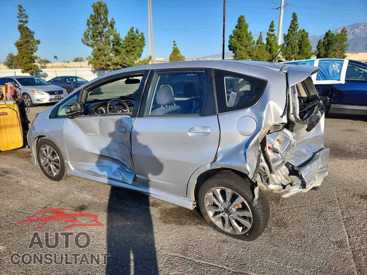 HONDA FIT 2012 - JHMGE8H57CC004577