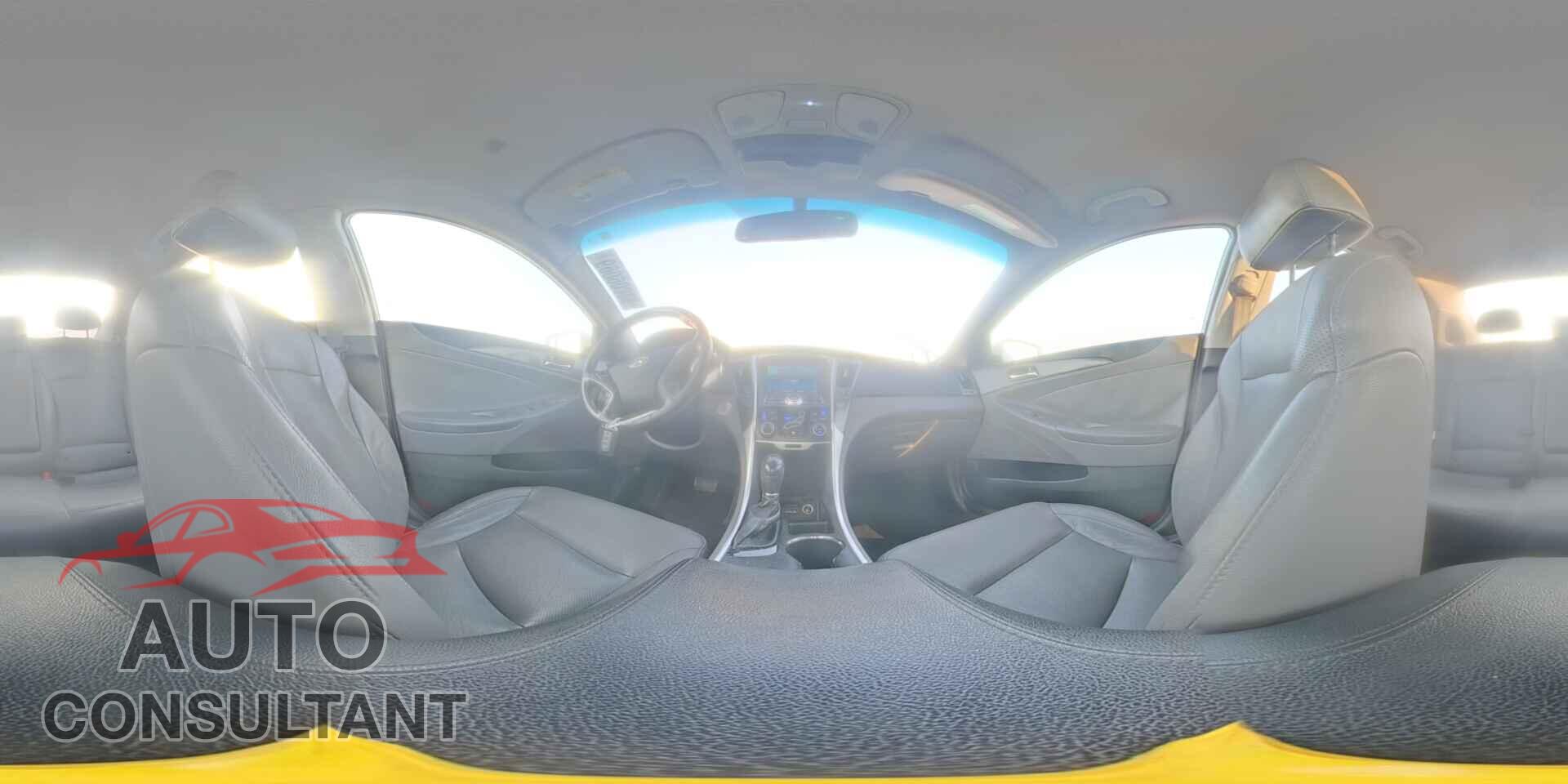 HYUNDAI SONATA 2013 - KMHEC4A40DA082765