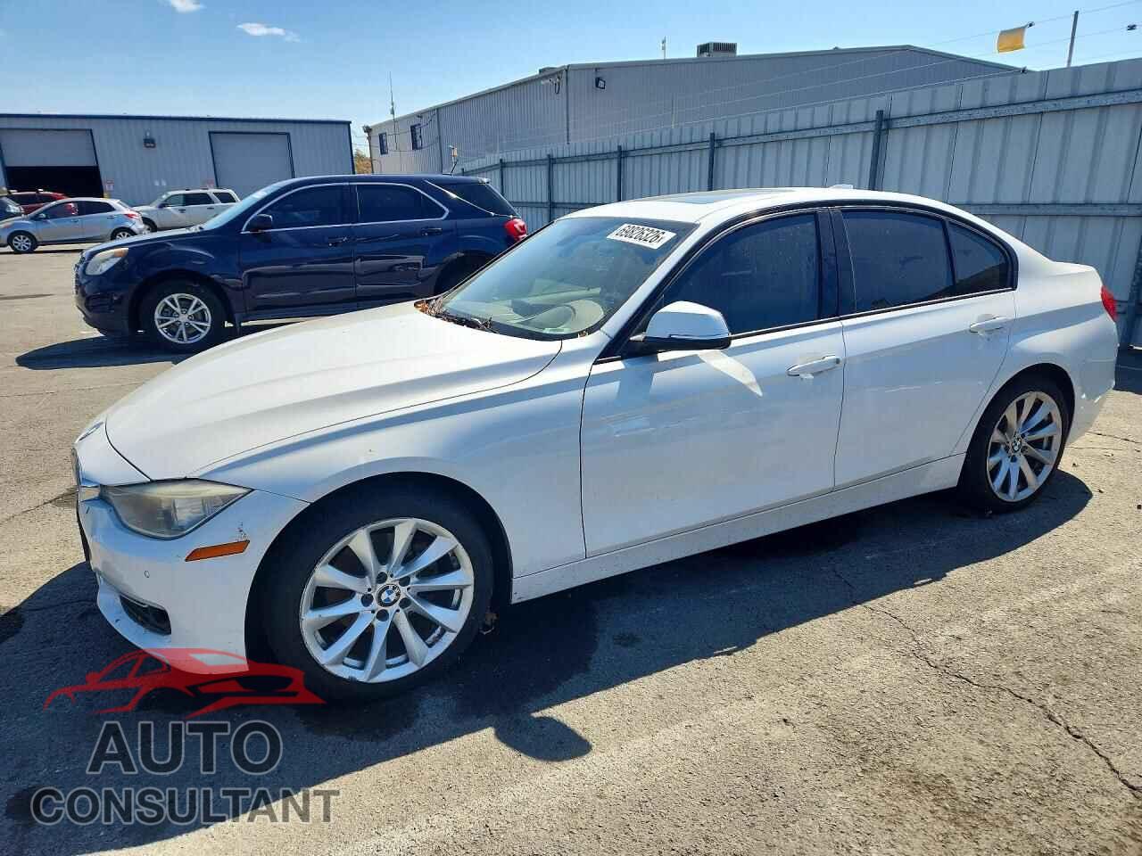 BMW 3 SERIES 2012 - WBA3C1C53CF433120