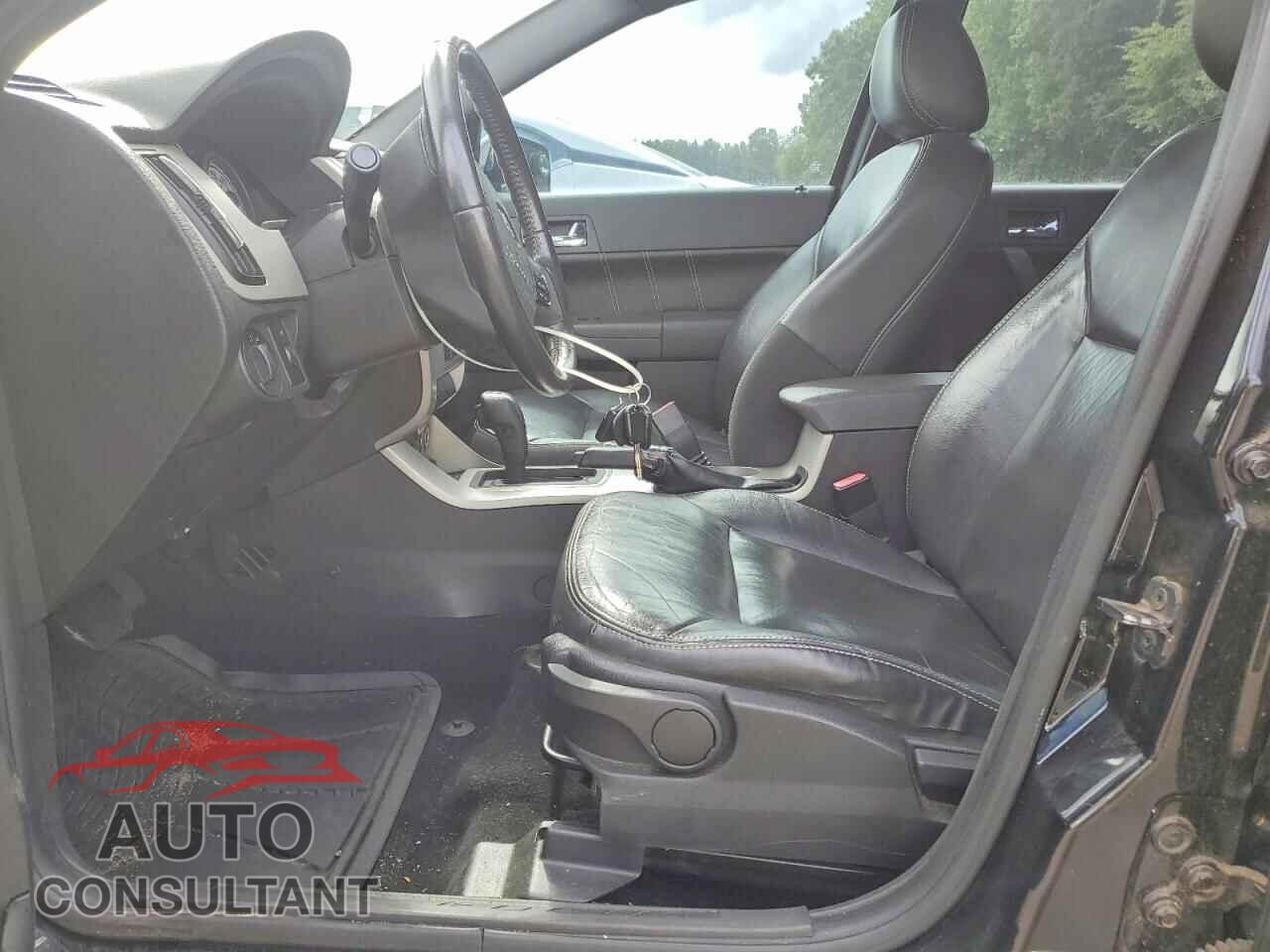 FORD FOCUS 2011 - 1FAHP3HN8BW109943