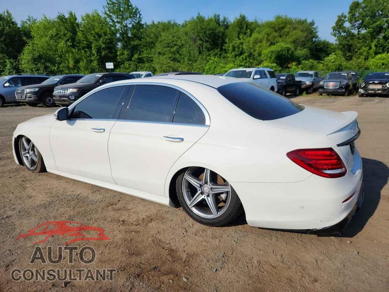 MERCEDES-BENZ E-CLASS 2017 - WDDZF4KB8HA083491