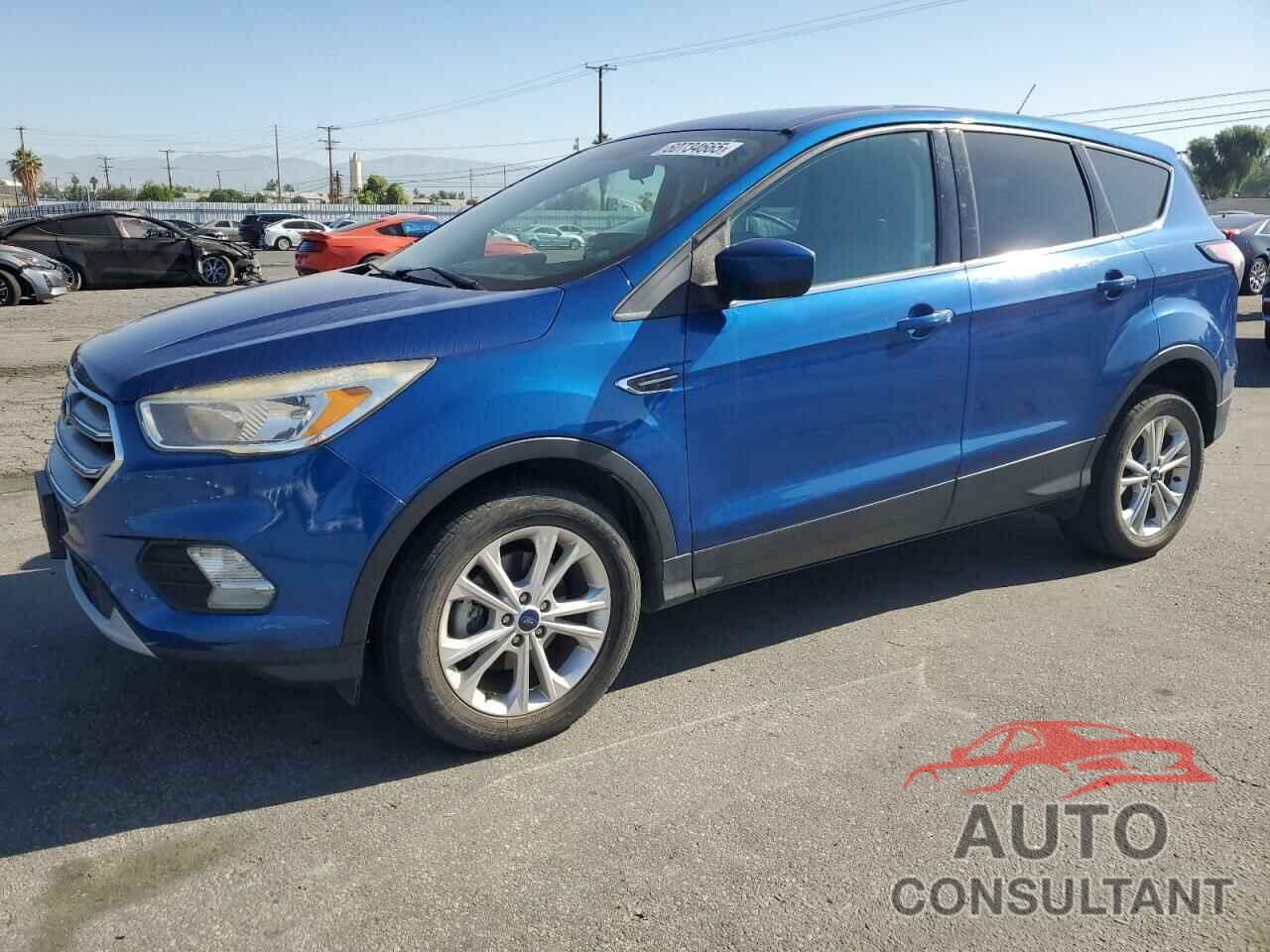 FORD ESCAPE 2017 - 1FMCU0GD5HUD42344