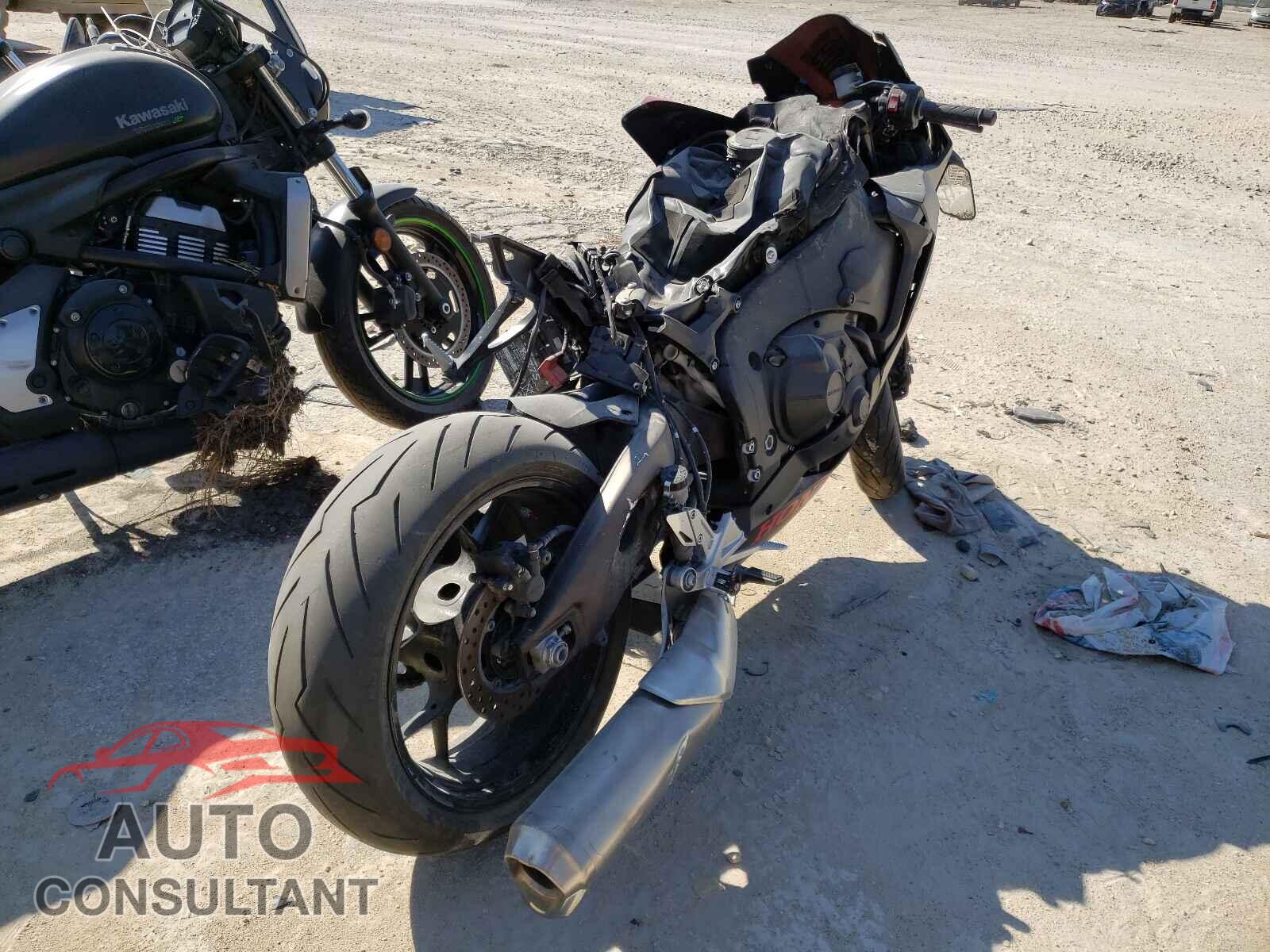 HONDA CBR CYCLE 2017 - JH2SC7709HK000892