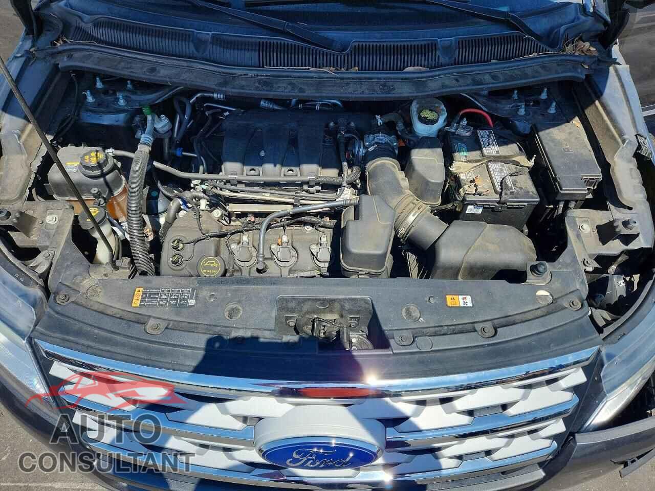 FORD EXPLORER 2018 - 1FM5K7D80JGC91029