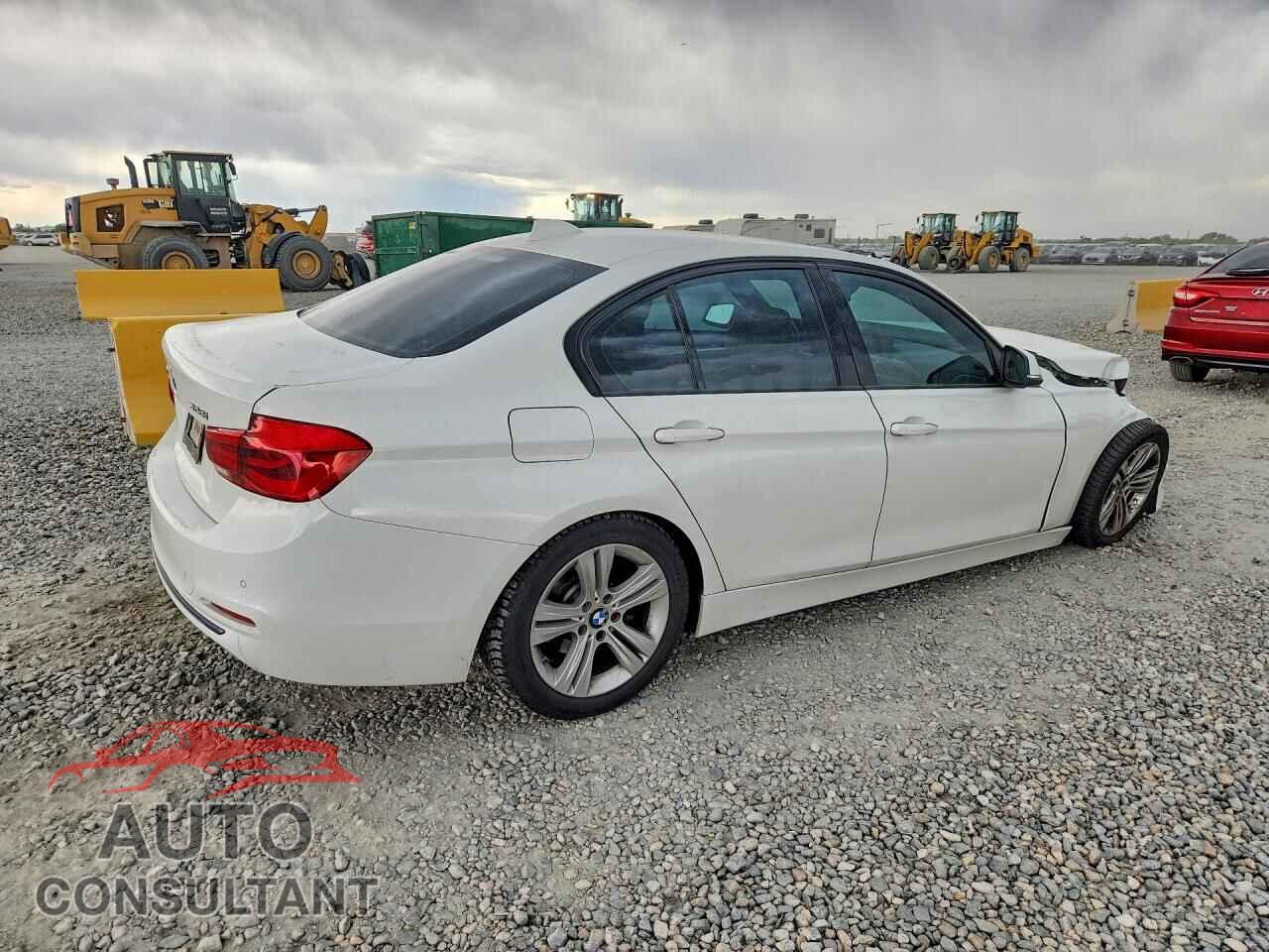 BMW 3 SERIES 2016 - WBA8E3G55GNU04199