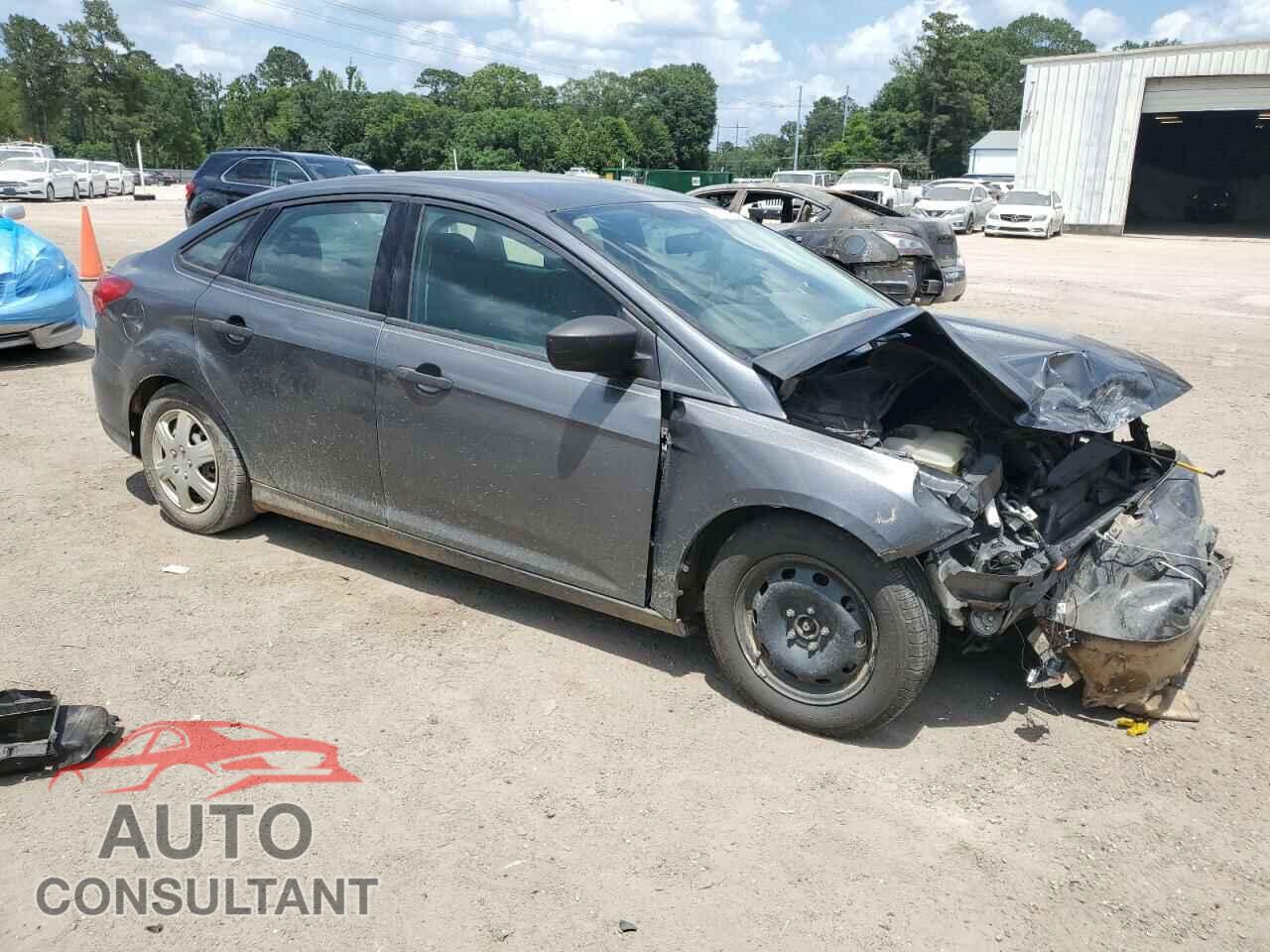 FORD FOCUS 2015 - 1FADP3E20FL200401