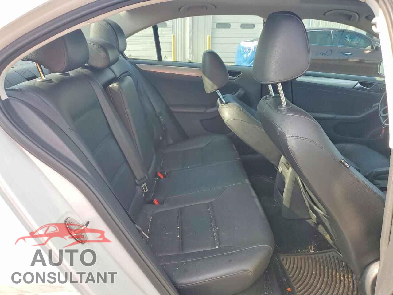 VOLKSWAGEN JETTA 2017 - 3VWDB7AJ1HM330103