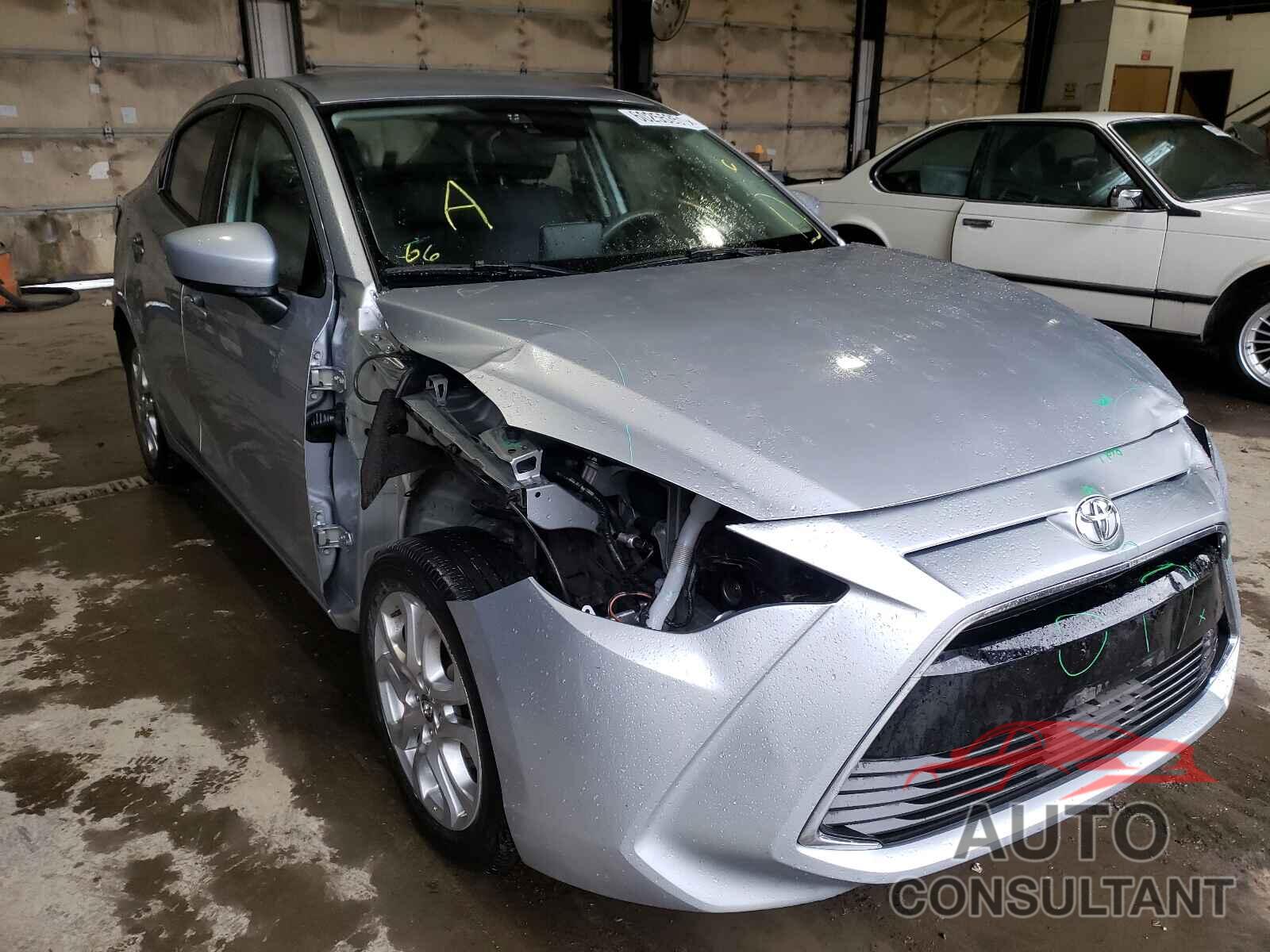 TOYOTA YARIS 2018 - 3MYDLBYVXJY303347
