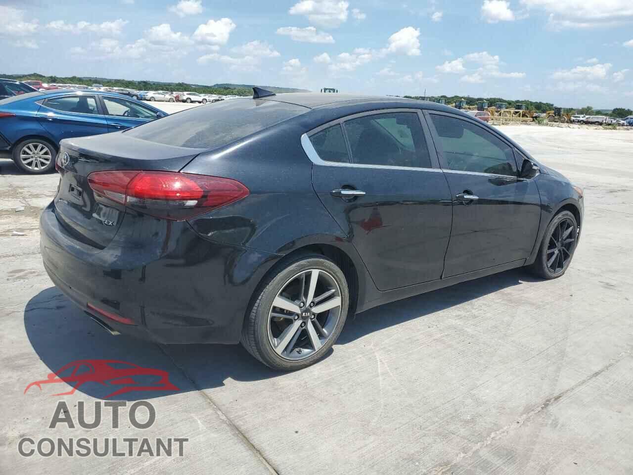 KIA FORTE 2017 - 3KPFL4A84HE127821