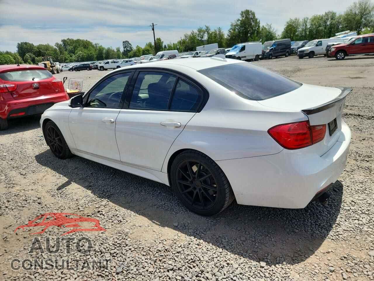 BMW 3 SERIES 2013 - WBA3A9C59DF477158