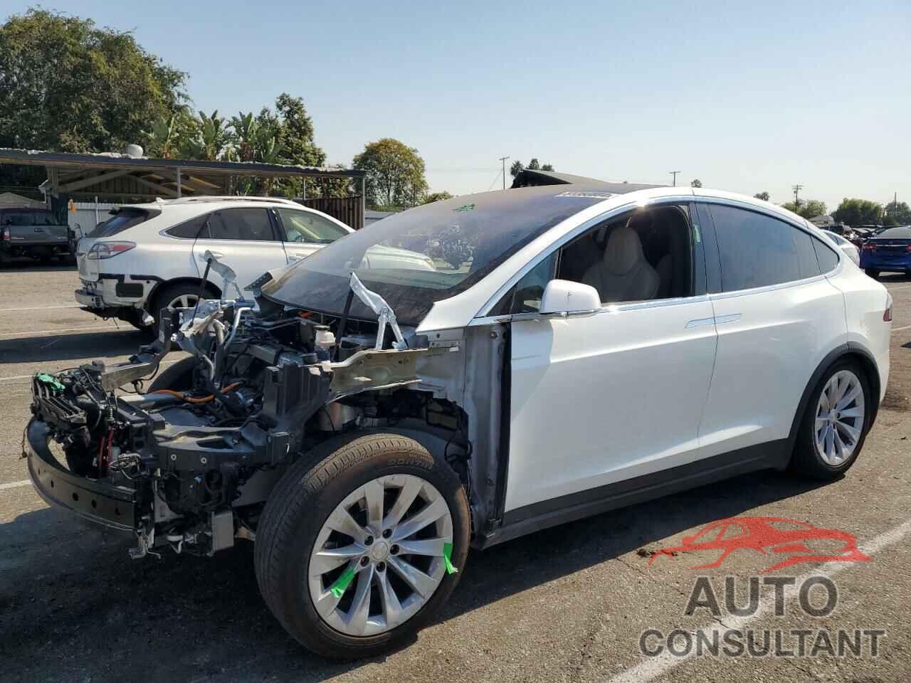 TESLA MODEL X 2019 - 5YJXCBE28KF204240