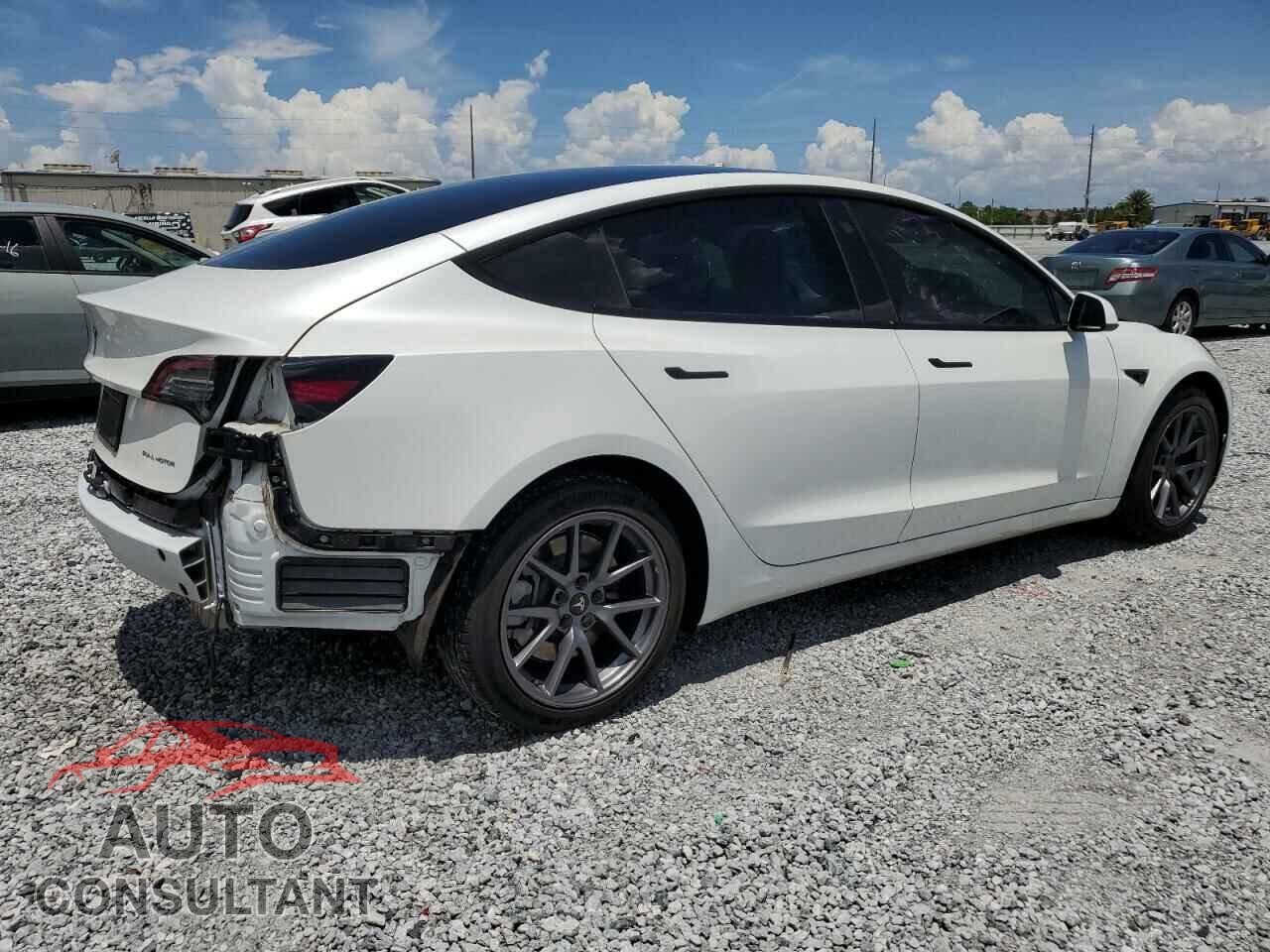 TESLA MODEL 3 2022 - 5YJ3E1EB4NF347564