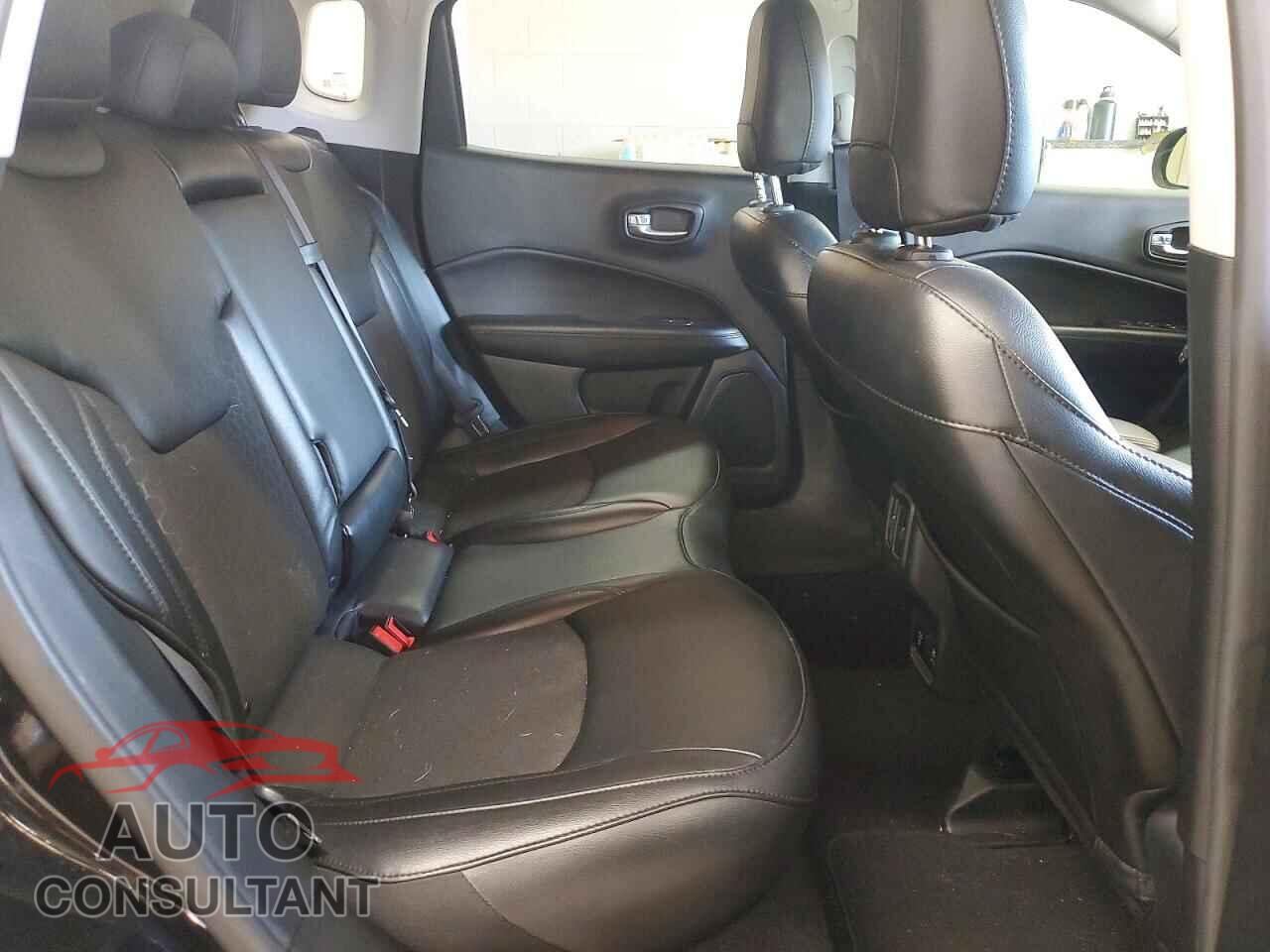 JEEP COMPASS 2020 - 3C4NJDBB4LT209743