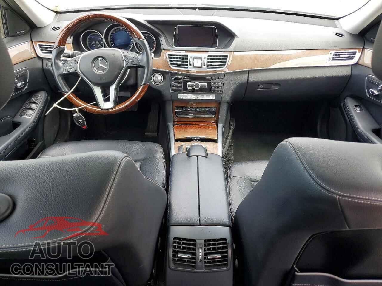 MERCEDES-BENZ E-CLASS 2014 - WDDHF5KBXEA875283