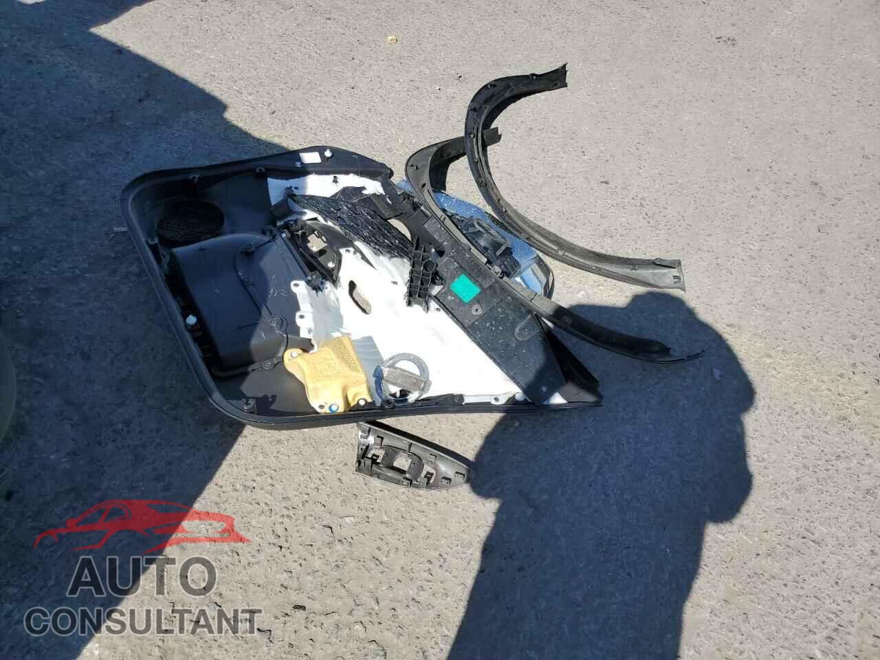 NISSAN JUKE 2016 - JN8AF5MR5GT604357