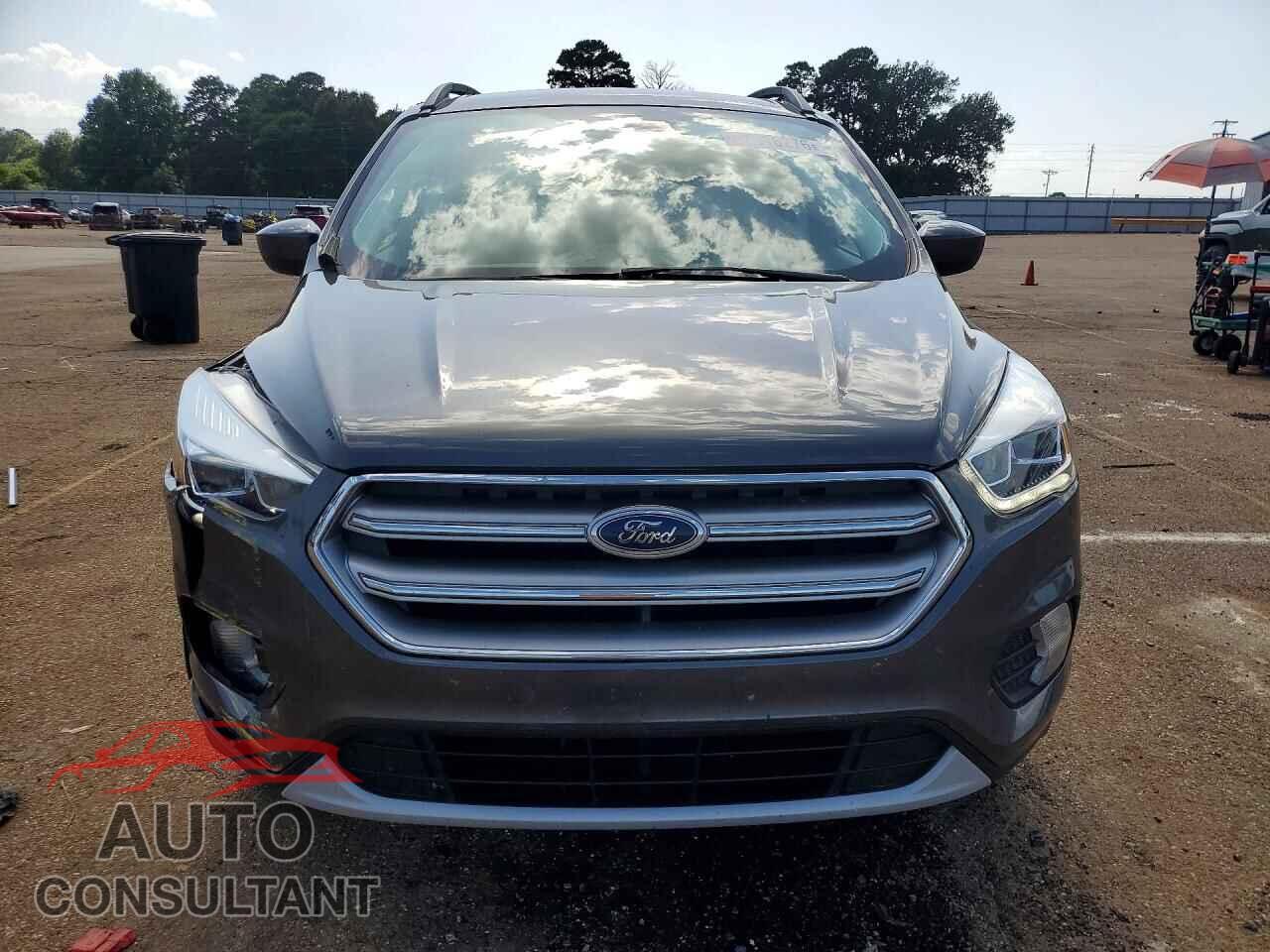 FORD ESCAPE 2017 - 1FMCU0GD6HUB41343