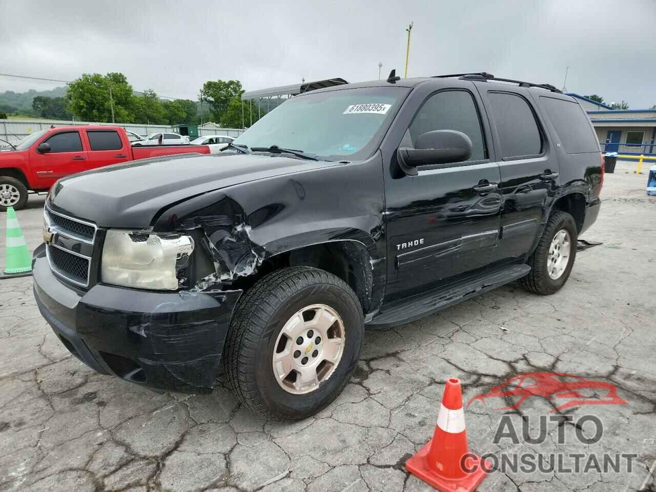 CHEVROLET TAHOE 2011 - 1GNSCBE04BR258869