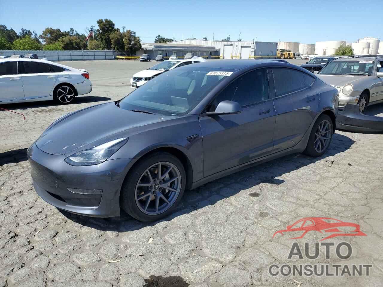 TESLA MODEL 3 2023 - 5YJ3E1EA3PF385278