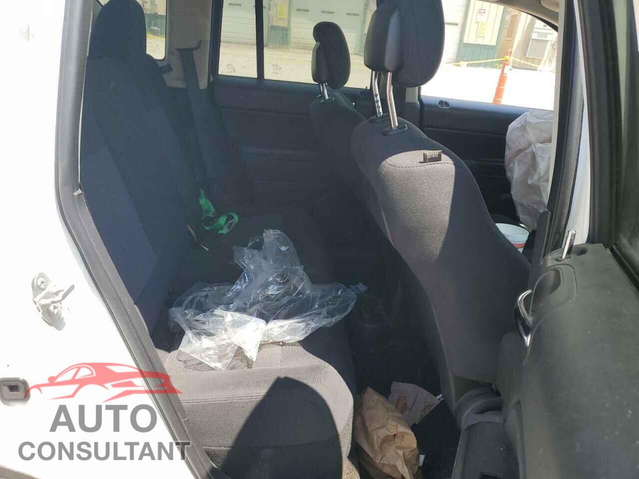 JEEP COMPASS 2015 - 1C4NJCBA0FD124538