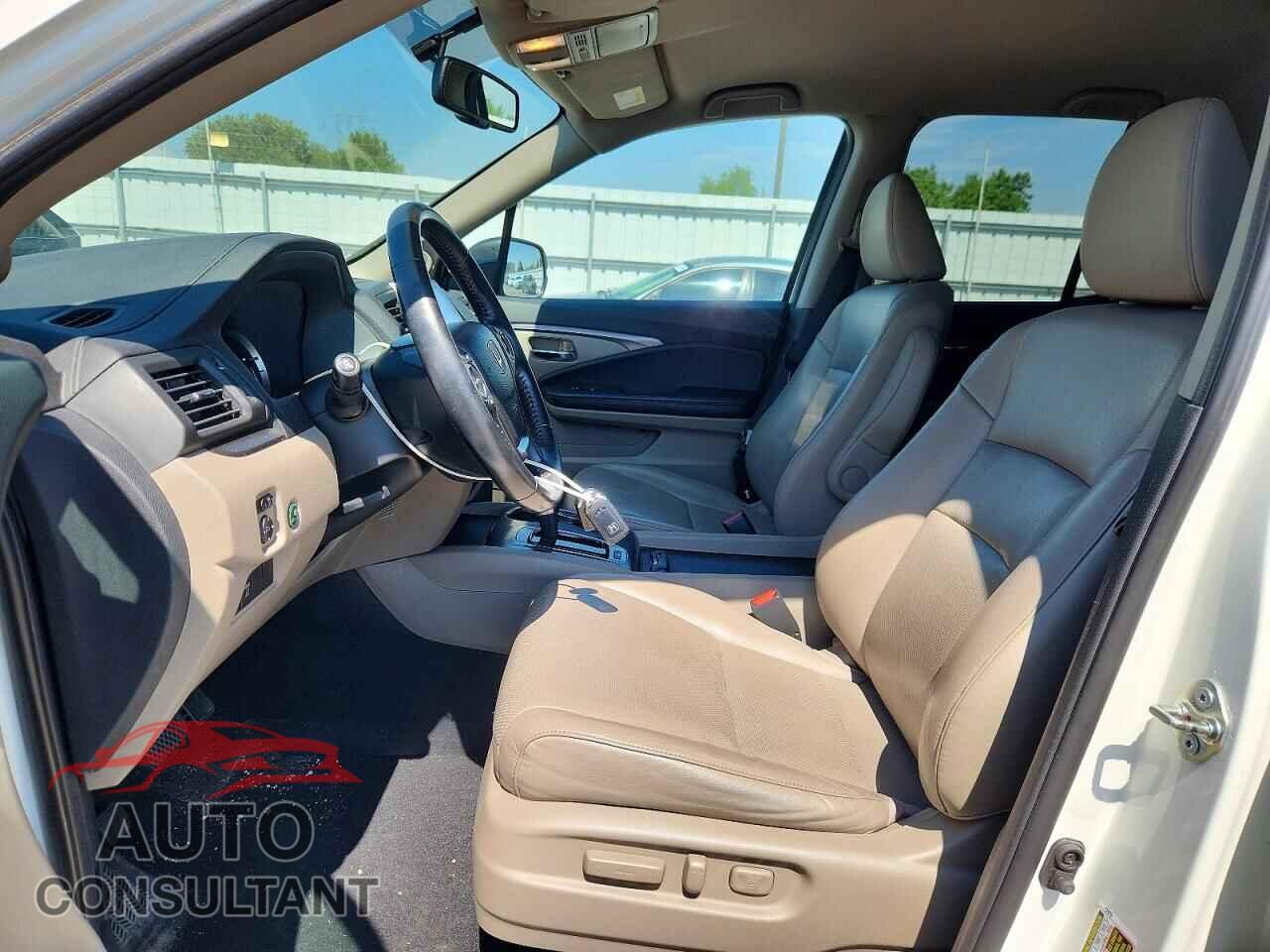 HONDA RIDGELINE 2017 - 5FPYK3F62HB002931