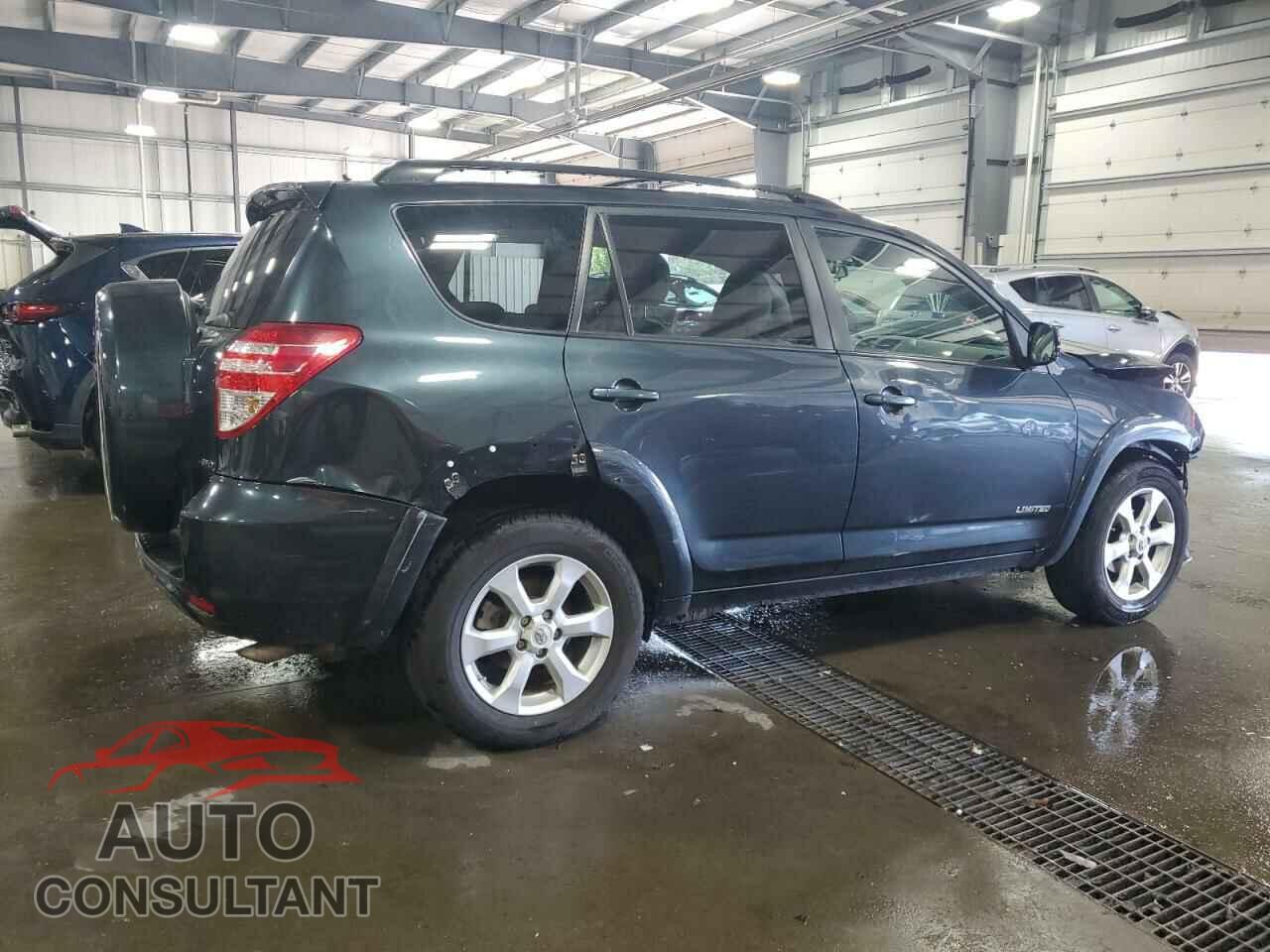 TOYOTA RAV4 2011 - 2T3DF4DV7BW090775