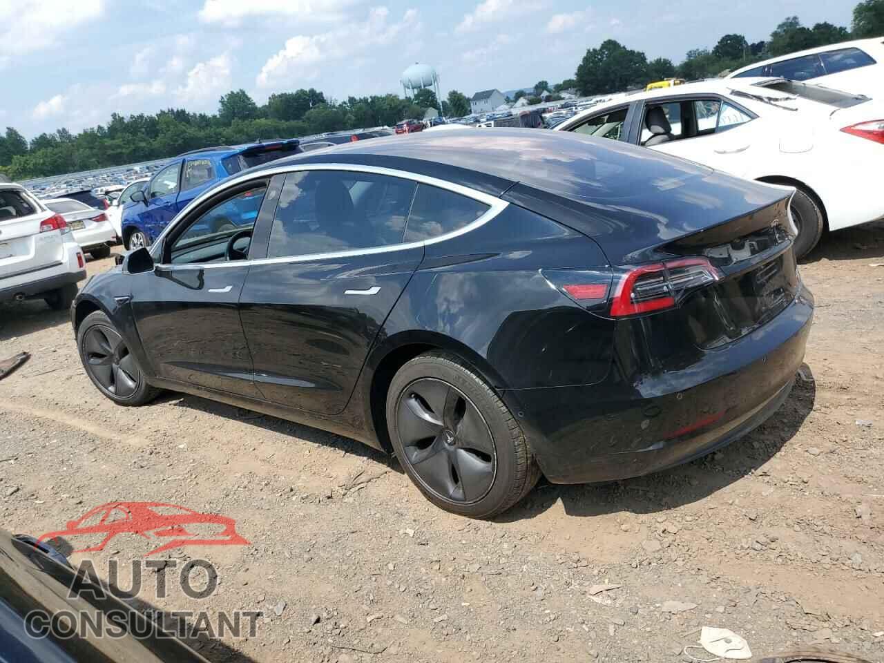 TESLA MODEL 3 2018 - 5YJ3E1EA5JF152218