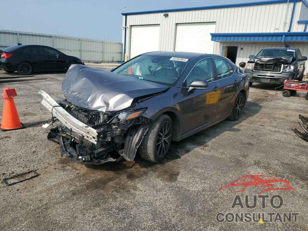TOYOTA CAMRY 2022 - 4T1G31AK4NU570123