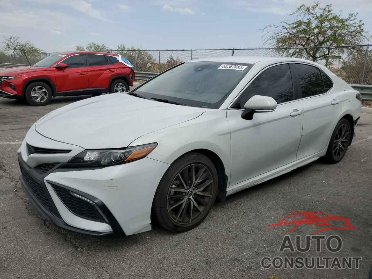 TOYOTA CAMRY 2023 - 4T1G11AK6PU101379